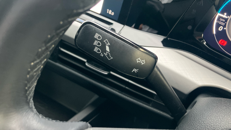 Volkswagen Golf 1.5 TSI 150 Life 5dr Petrol Hatchback